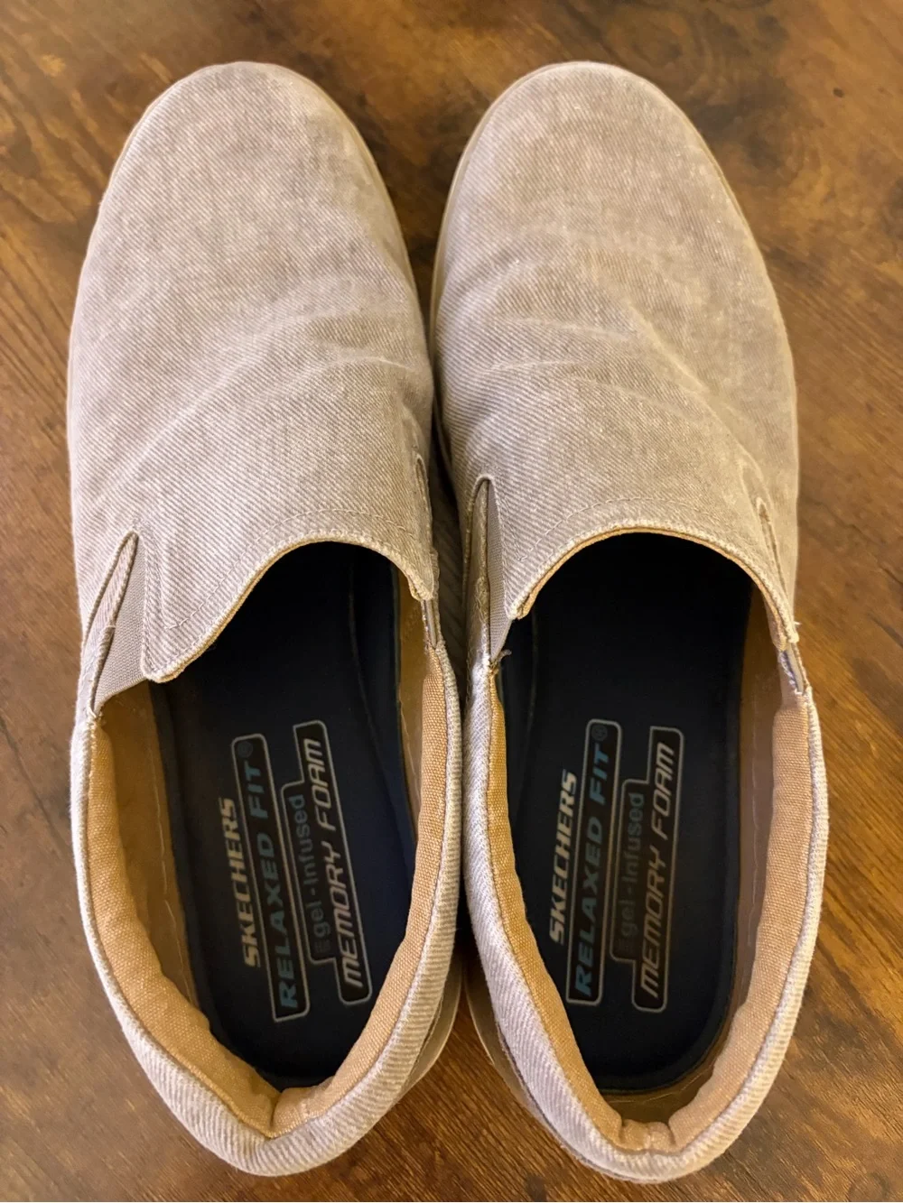 Skechers Men's Slip-On Canvas Suede Loafers Taupe Memory Foam Like New Size 13